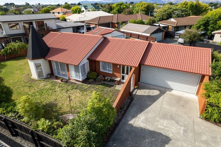 Photo of property in 7 Ludlow Place, Parklands, Christchurch, 8083