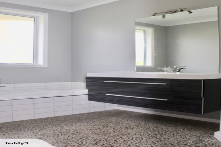 Photo of property in 261 Raynes Road, Rukuhia, Hamilton, 3282