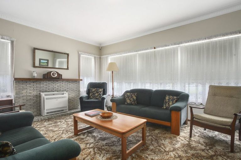 Photo of property in 102 Mountain Road, Mangere Bridge, Auckland, 2022