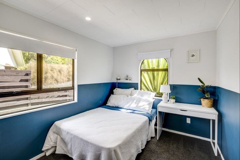 Photo of property in 17 Churchill Drive, Taradale, Napier, 4112