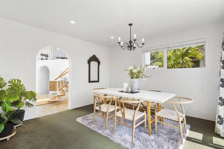 Photo of property in 825 Beach Road, Browns Bay, Auckland, 0630