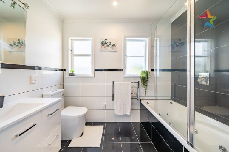 Photo of property in 11 Russell Road, Wainuiomata, Lower Hutt, 5014