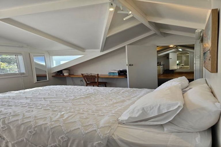 Photo of property in 36 Rame Road, Greenhithe, Auckland, 0632