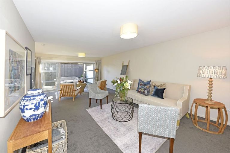 Photo of property in 2/9a Norfolk Street, St Albans, Christchurch, 8052