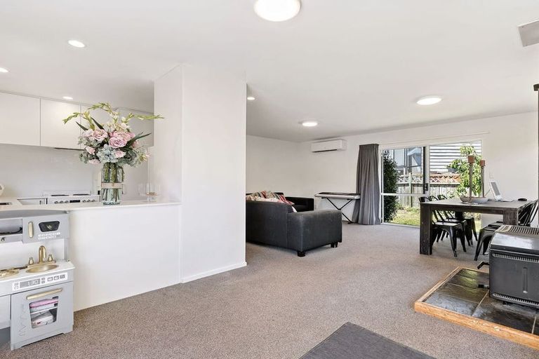 Photo of property in 35b Kawarau Place, Frankton, Queenstown, 9300