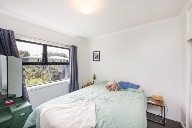 Photo of property in 11 Slacks Road, Awapuni, Palmerston North, 4412