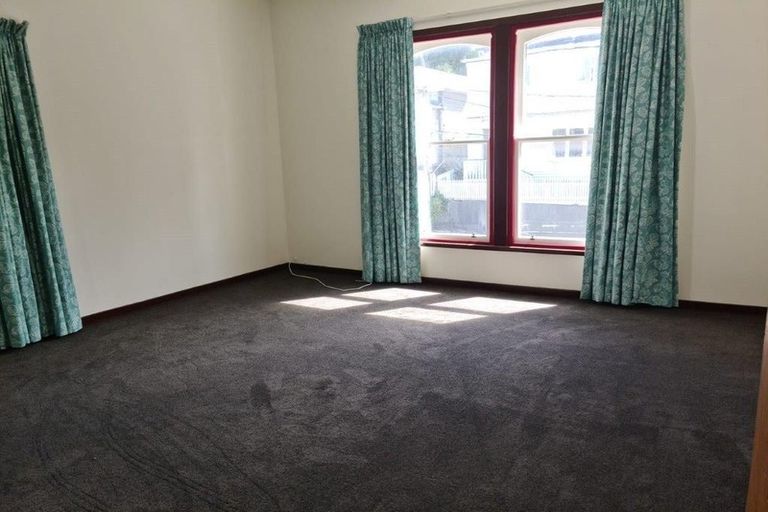 Photo of property in 21b Tinakori Road, Thorndon, Wellington, 6011