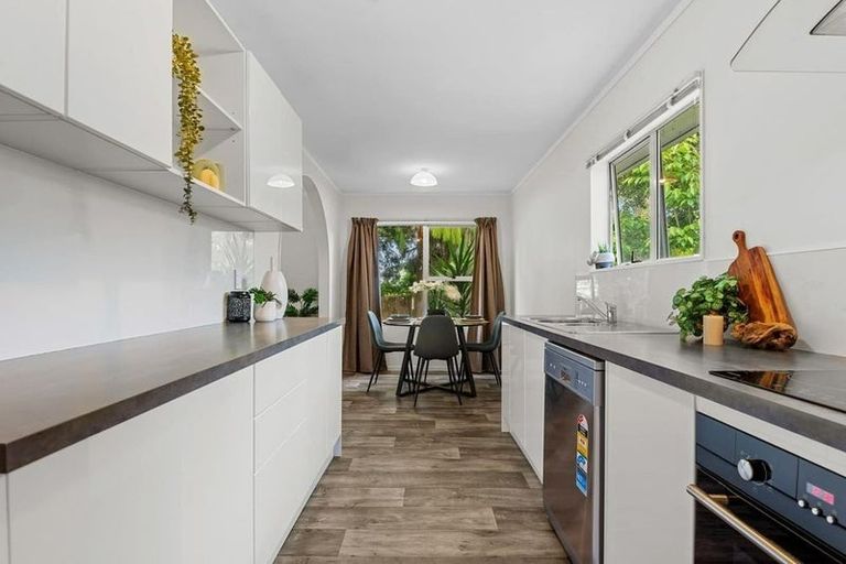 Photo of property in 114 Homedale Street, Pukehangi, Rotorua, 3015