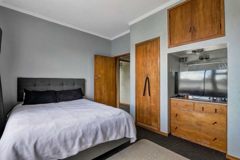 Photo of property in 19 Clifford Road, Eltham, 4322