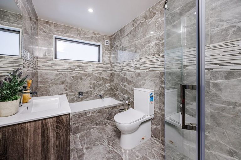 Photo of property in 3b Gills Avenue, Papakura, 2110