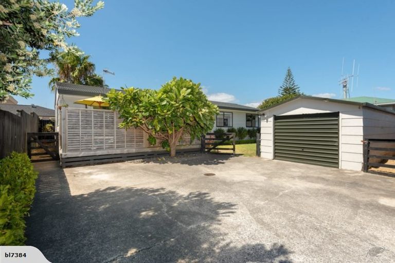Photo of property in 5b Lachlan Avenue, Mount Maunganui, 3116