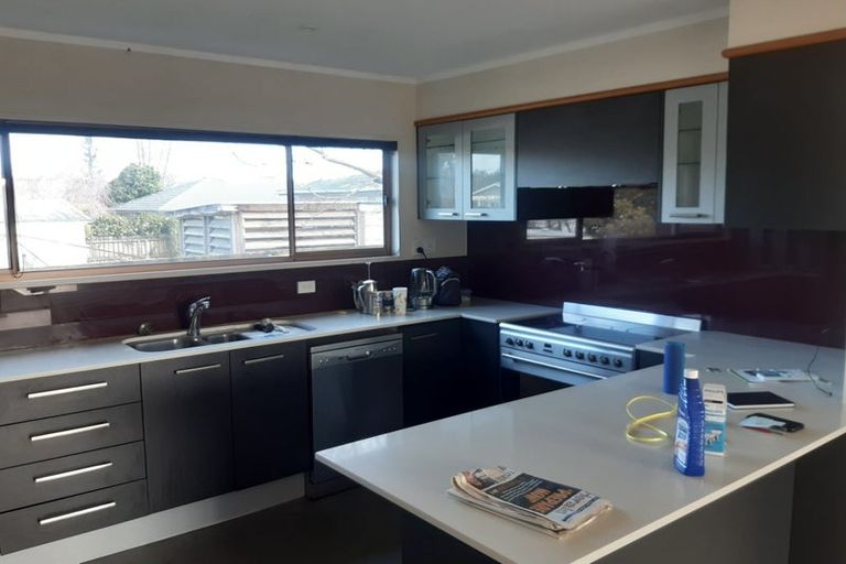 Photo of property in 2 Gilchrist Place, Cambridge, 3434