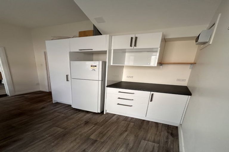 Photo of property in 39 Thompson Street, Mount Cook, Wellington, 6011