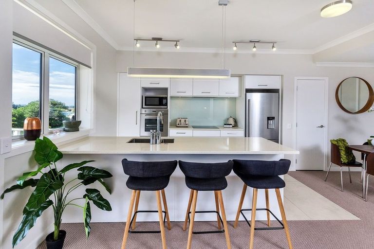 Photo of property in 104 Landmark Terrace, Orewa, 0931