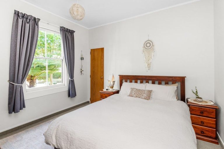 Photo of property in 6 Little Burke Street, Hospital Hill, Napier, 4110