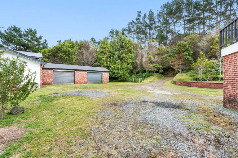 Photo of property in 117 Sweetacres Drive, Belmont, Lower Hutt, 5010