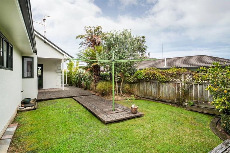 Photo of property in 14 Dunallen Avenue, Marton, 4710