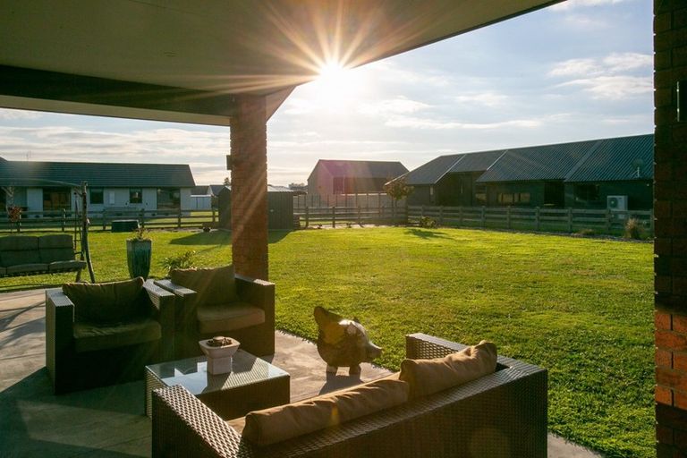 Photo of property in 43 Seachange Drive, Leamington, Cambridge, 3432