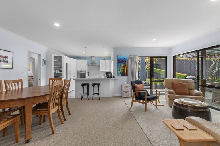 Photo of property in 16 Raukawa Drive, Bethlehem, Tauranga, 3110