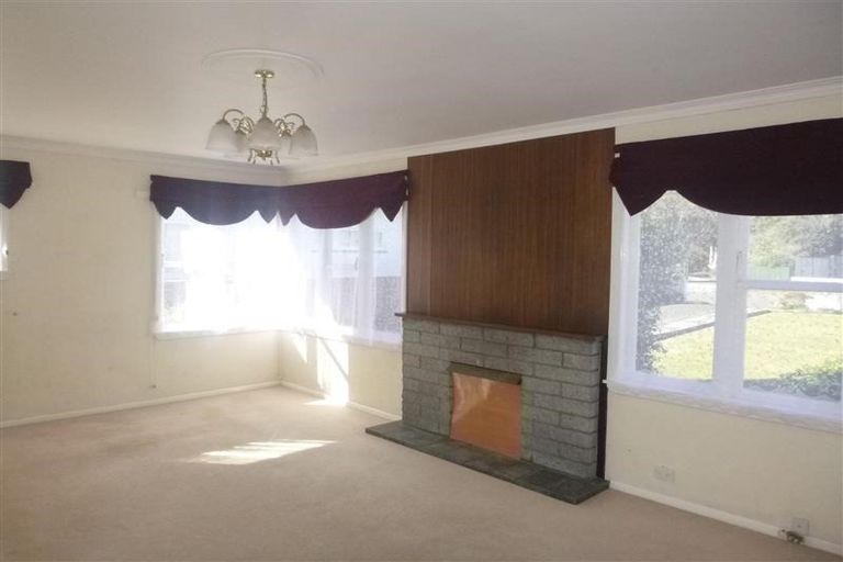 Photo of property in 16 Peel Place, Wainuiomata, Lower Hutt, 5014