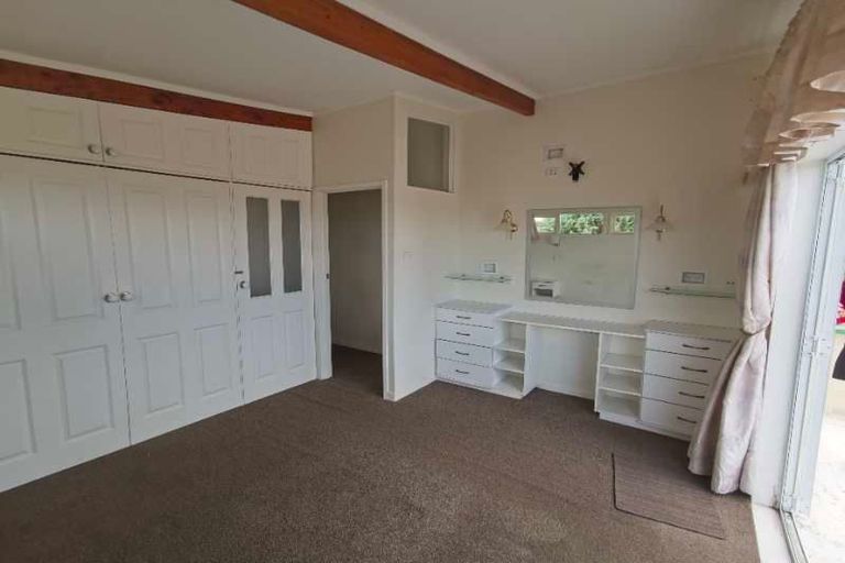 Photo of property in 1/37 Coronation Road, Hillcrest, Auckland, 0627