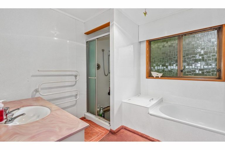 Photo of property in 18-20 Bledisloe Crescent, Wainuiomata, Lower Hutt, 5014