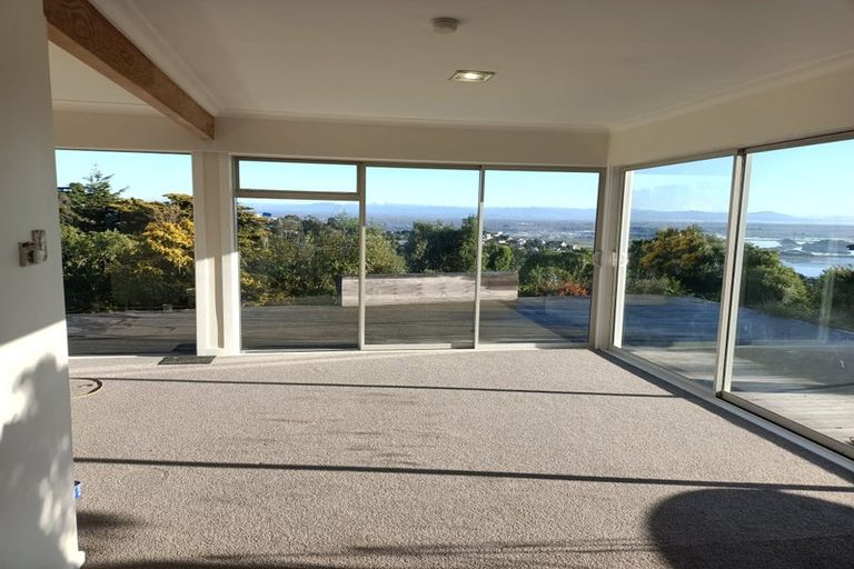 Photo of property in 24 Assisi Street, Mount Pleasant, Christchurch, 8081