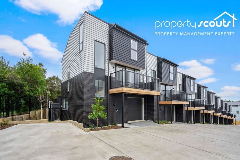 Photo of property in 30 Panoni Lane, Howick, Auckland, 2014