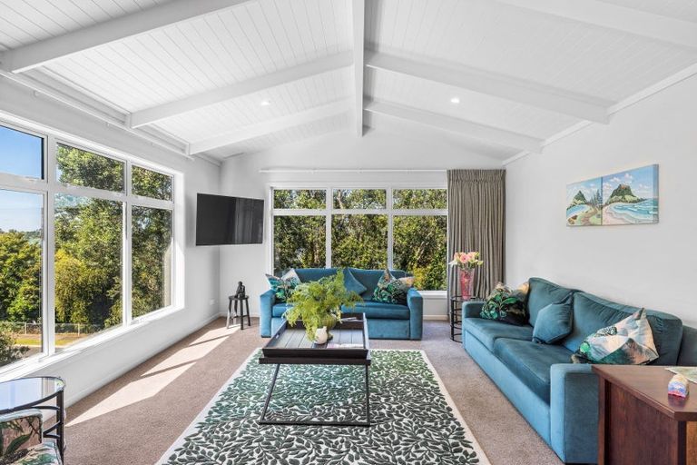 Photo of property in 341 Devonport Road, Tauranga, 3110