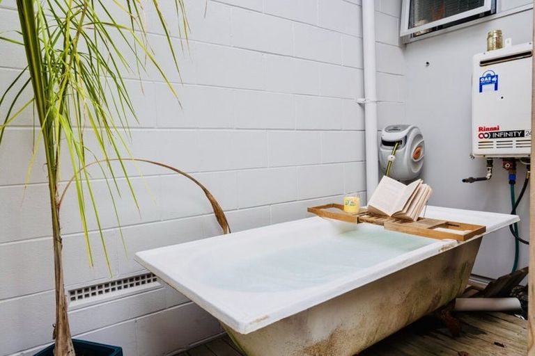 Photo of property in 10 Storey Avenue, Forest Lake, Hamilton, 3200