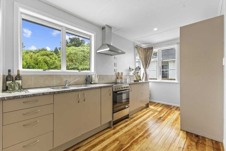 Photo of property in 1/2 Esperanto Road, Papatoetoe, Auckland, 2025