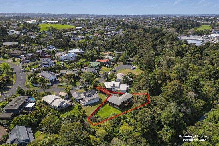 Photo of property in 7 Chardon Place, Henderson, Auckland, 0612