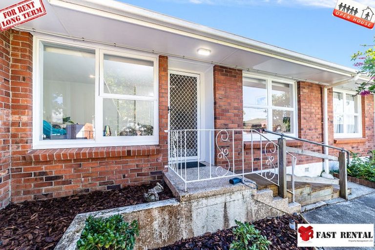 Photo of property in 4/35 Shakespeare Road, Milford, Auckland, 0620