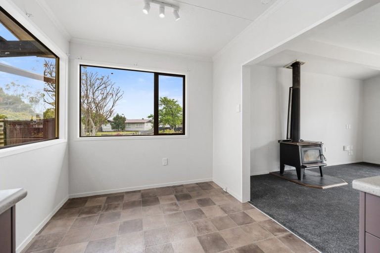 Photo of property in 9 Karamea Crescent, Kelvin Grove, Palmerston North, 4414