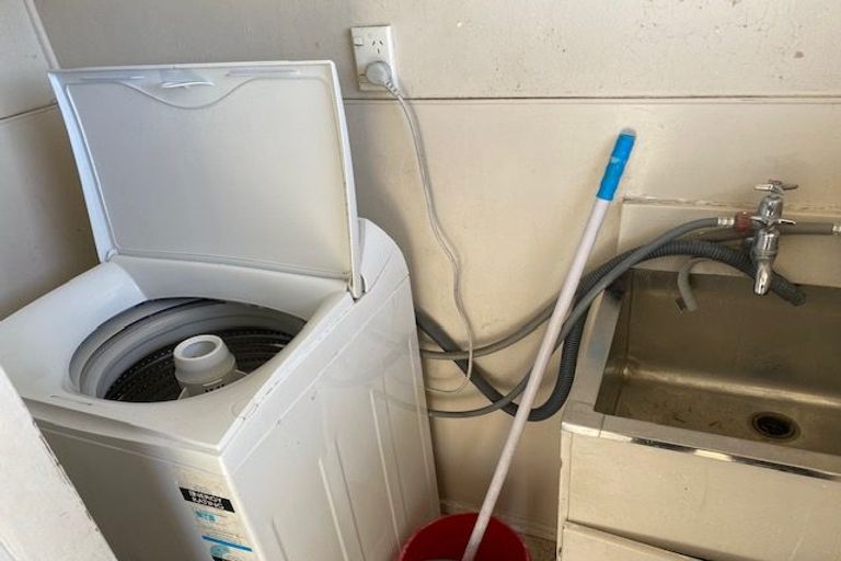 Photo of property in 16 Milich Terrace, Te Atatu South, Auckland, 0610