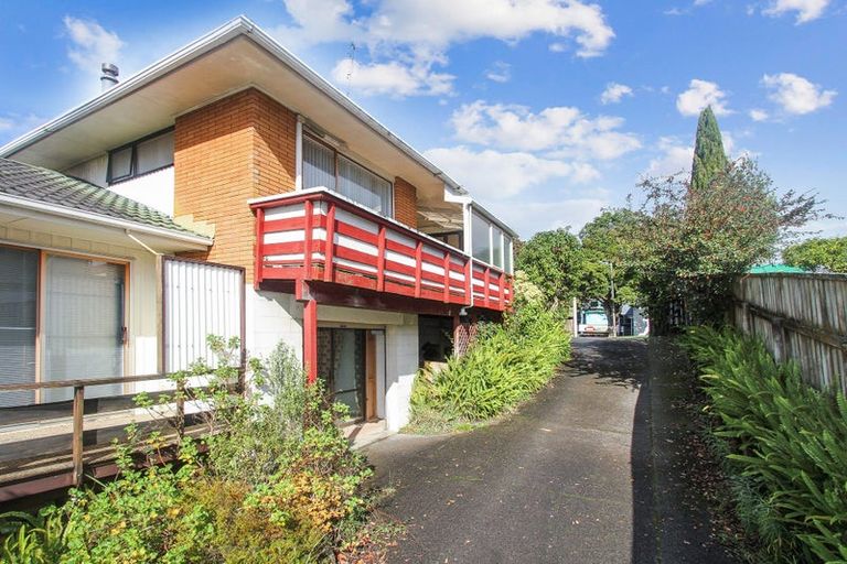 Photo of property in 1/78 Bentley Avenue, Glenfield, Auckland, 0629