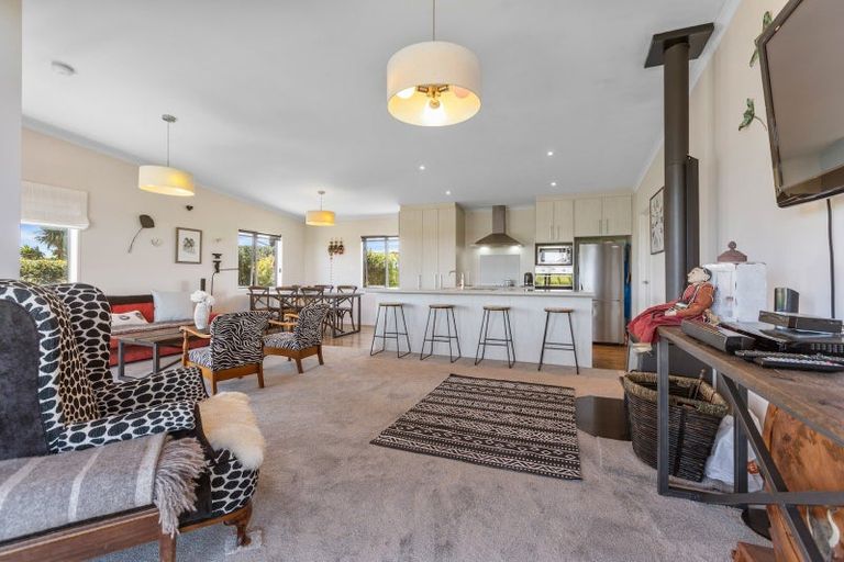 Photo of property in 138 Stent Road, Warea, New Plymouth, 4381