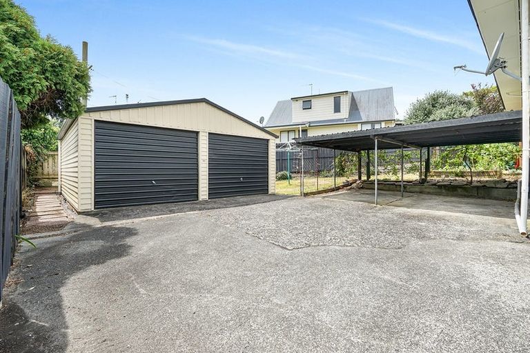 Photo of property in 51 Sillary Street, Hamilton East, Hamilton, 3216