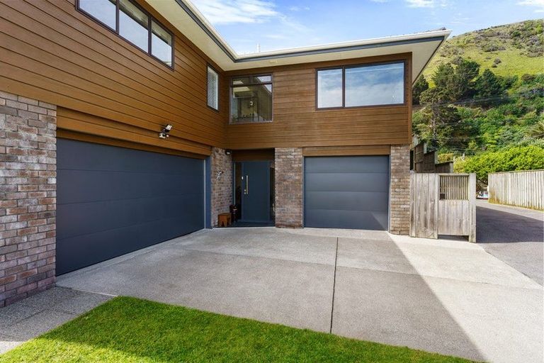 Photo of property in 42 Ames Street, Paekakariki, 5034