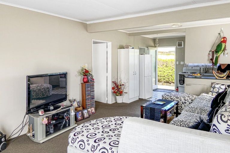 Photo of property in 69 Pine Avenue, Ebdentown, Upper Hutt, 5018