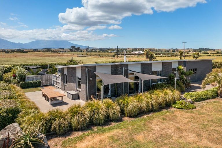 Photo of property in 138 Stent Road, Warea, New Plymouth, 4381