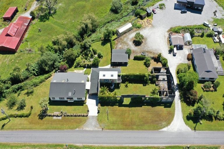 Photo of property in 327 Wanganui Flat Road, Harihari, 7884