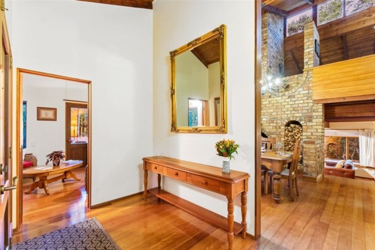 Photo of property in 50 Tram Road, Swanson, Auckland, 0614