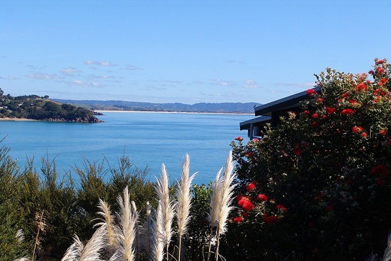 Photo of property in 21 Gazelle Way, Langs Beach, Waipu, 0582