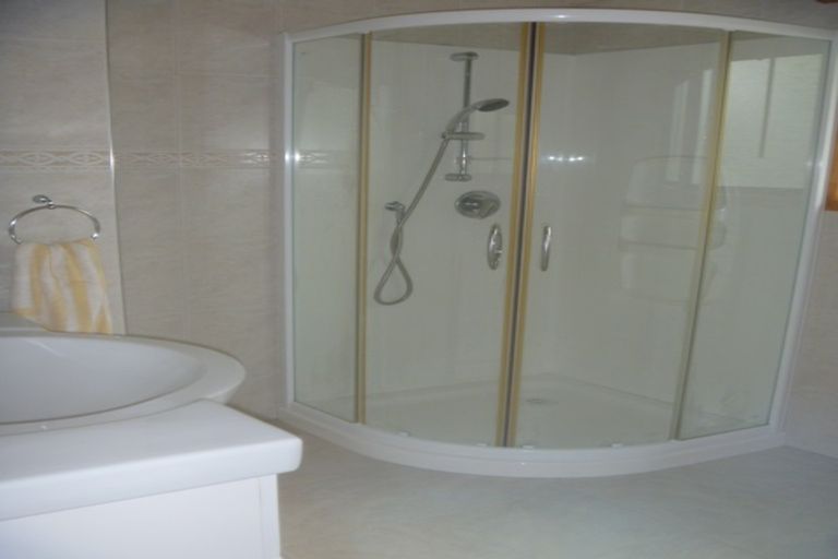 Photo of property in 1/32 Fernaig Street, Papakura, 2110