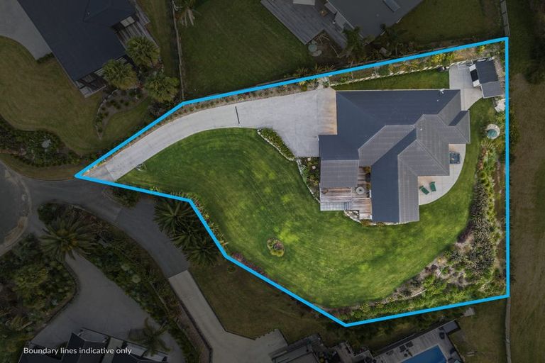 Photo of property in 19 Titoki Lane, Whangamata, 3691