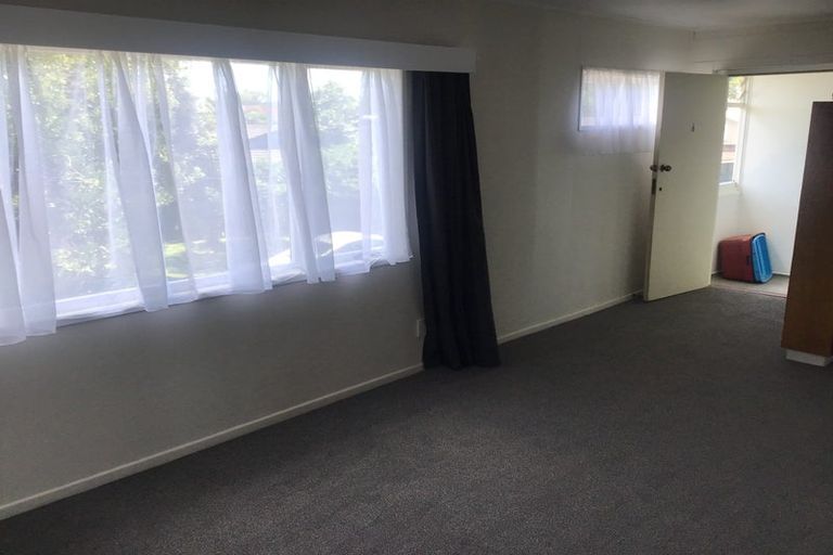 Photo of property in 35 Kamo Road, Regent, Whangarei, 0112