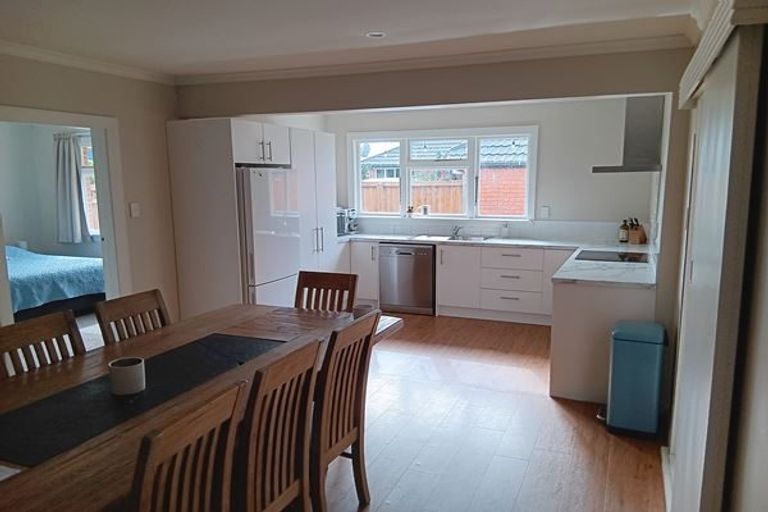 Photo of property in 16 Craven Street, Sockburn, Christchurch, 8042