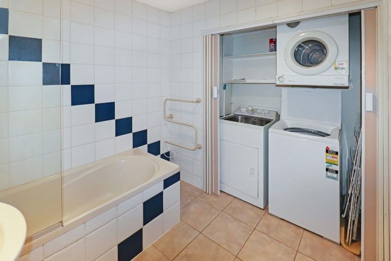 Photo of property in 10/59 Cambridge Terrace, Te Aro, Wellington, 6011