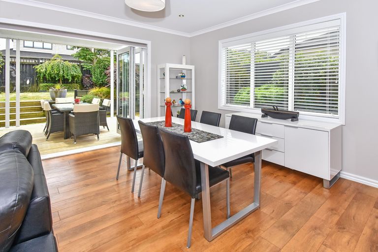 Photo of property in 9 Fountain Avenue, Karaka, Papakura, 2113